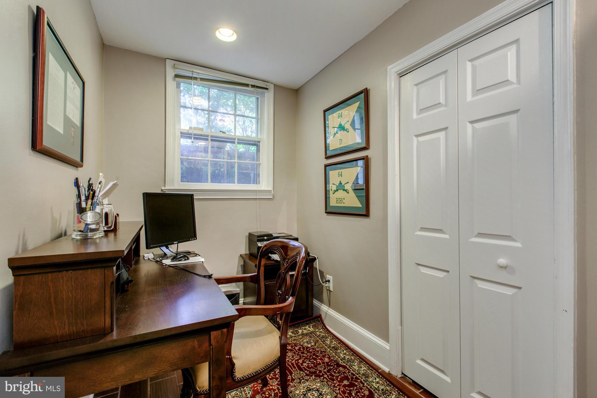 1216 Portner Road Alexandria, VA 22314 - Photo 21 of 27 Den