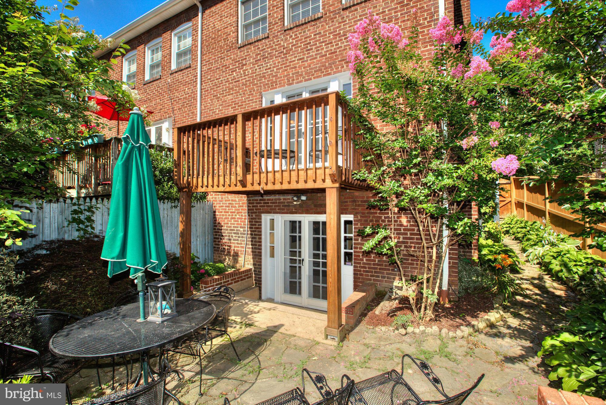 1216 Portner Road Alexandria, VA 22314 - Photo 24 of 27 Patio and Deck