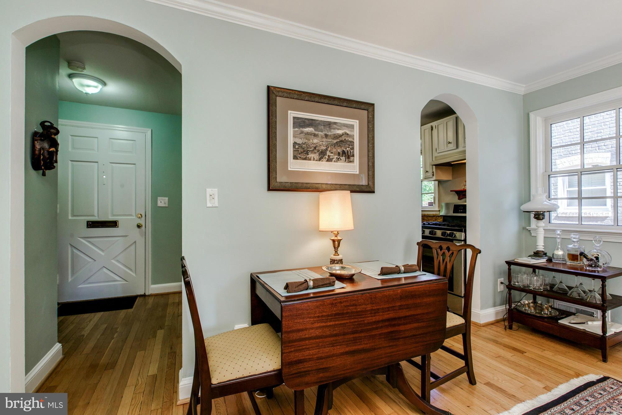 1216 Portner Road Alexandria, VA 22314 - Photo 8 of 27 Dining Area