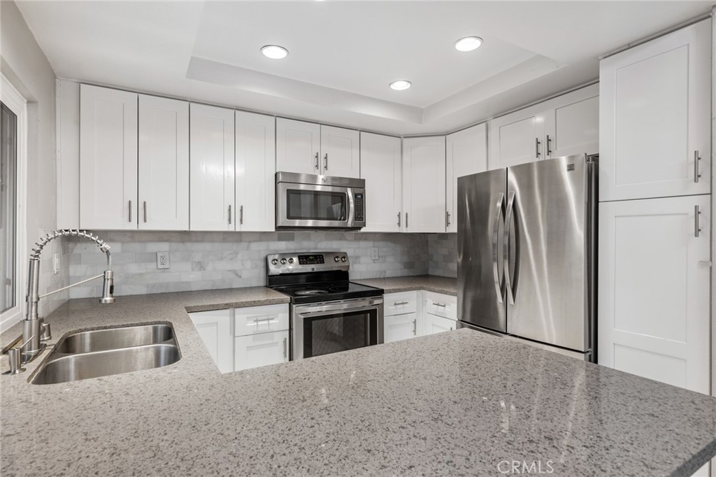 3 Mirror, Unit 40 Irvine, CA 92604 - Photo 7 of 20