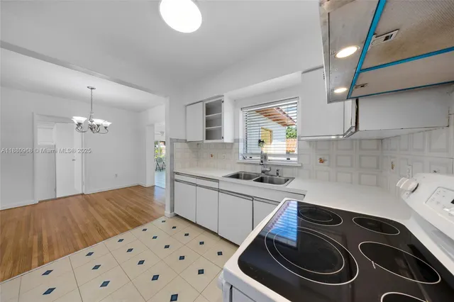 $675,000 | 1191 Northeast 165th Terrace, North Miami Beach, FL 33162