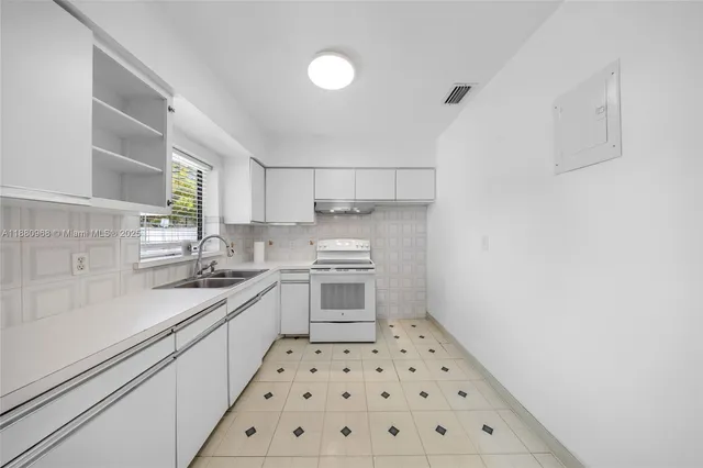 $675,000 | 1191 Northeast 165th Terrace, North Miami Beach, FL 33162