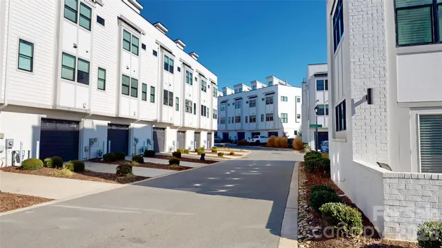 $555,000 | 1025 Wesley Terrace Avenue, Charlotte, NC 28208