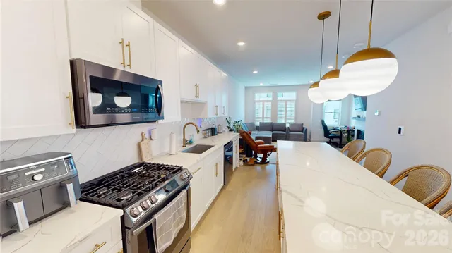 $555,000 | 1025 Wesley Terrace Avenue, Charlotte, NC 28208