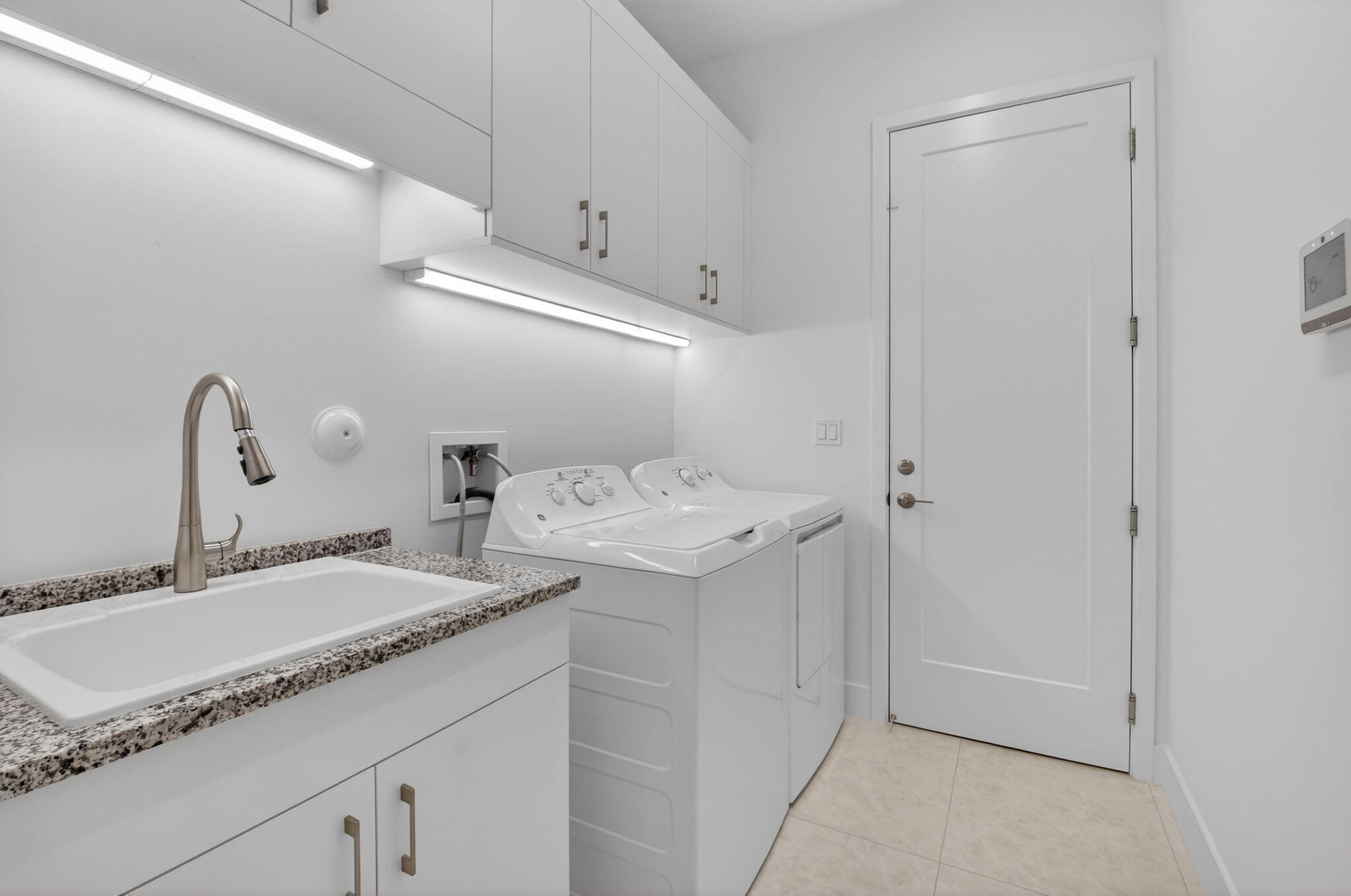 20370 Whistling Straits Way Boca Raton, FL 33434 - Photo 23 of 40 a bathroom with a sink and mirror