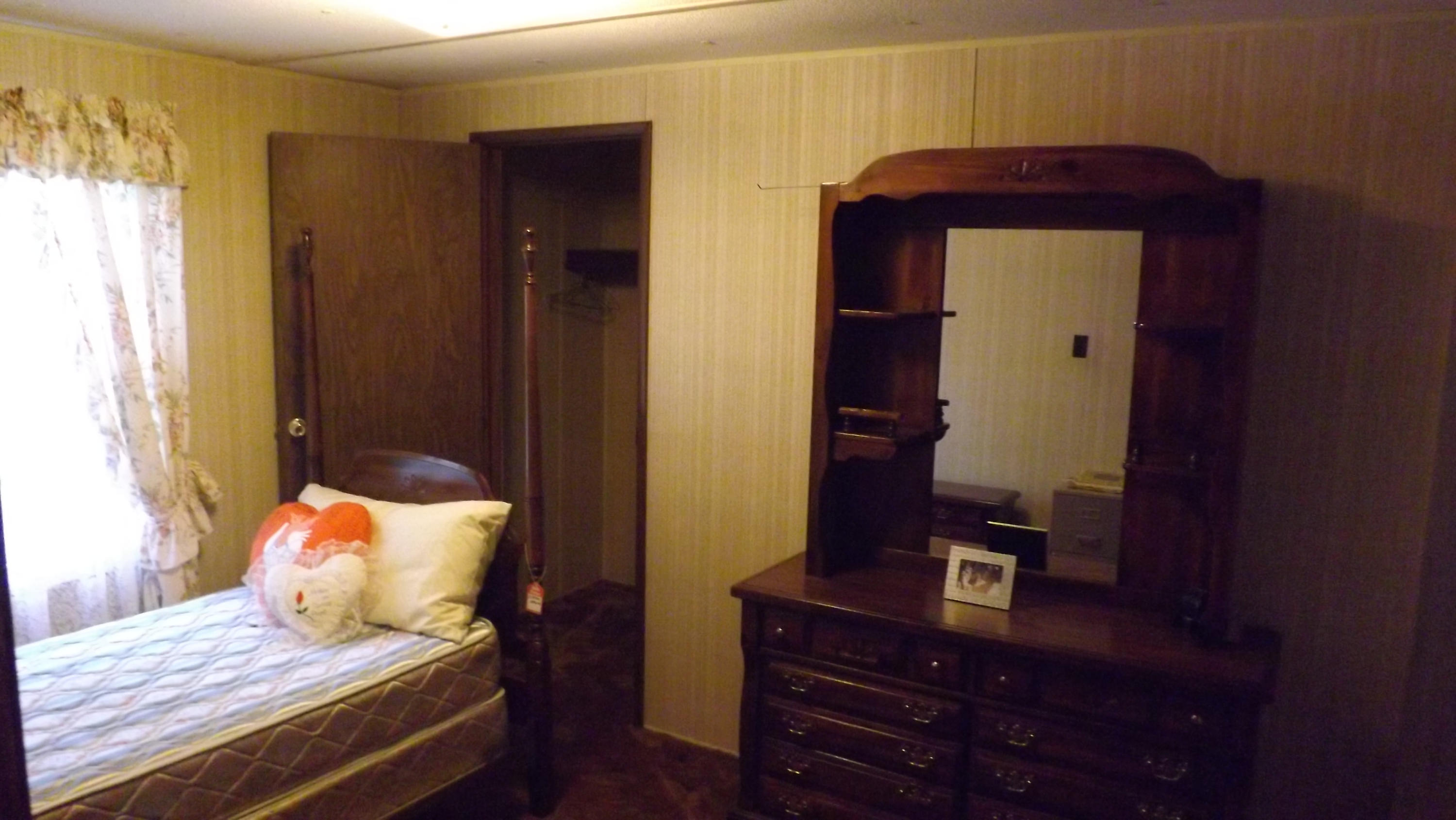 2830 Grove Road Mascot, TN 37806 - Photo 14 of 17 Bedroom#2