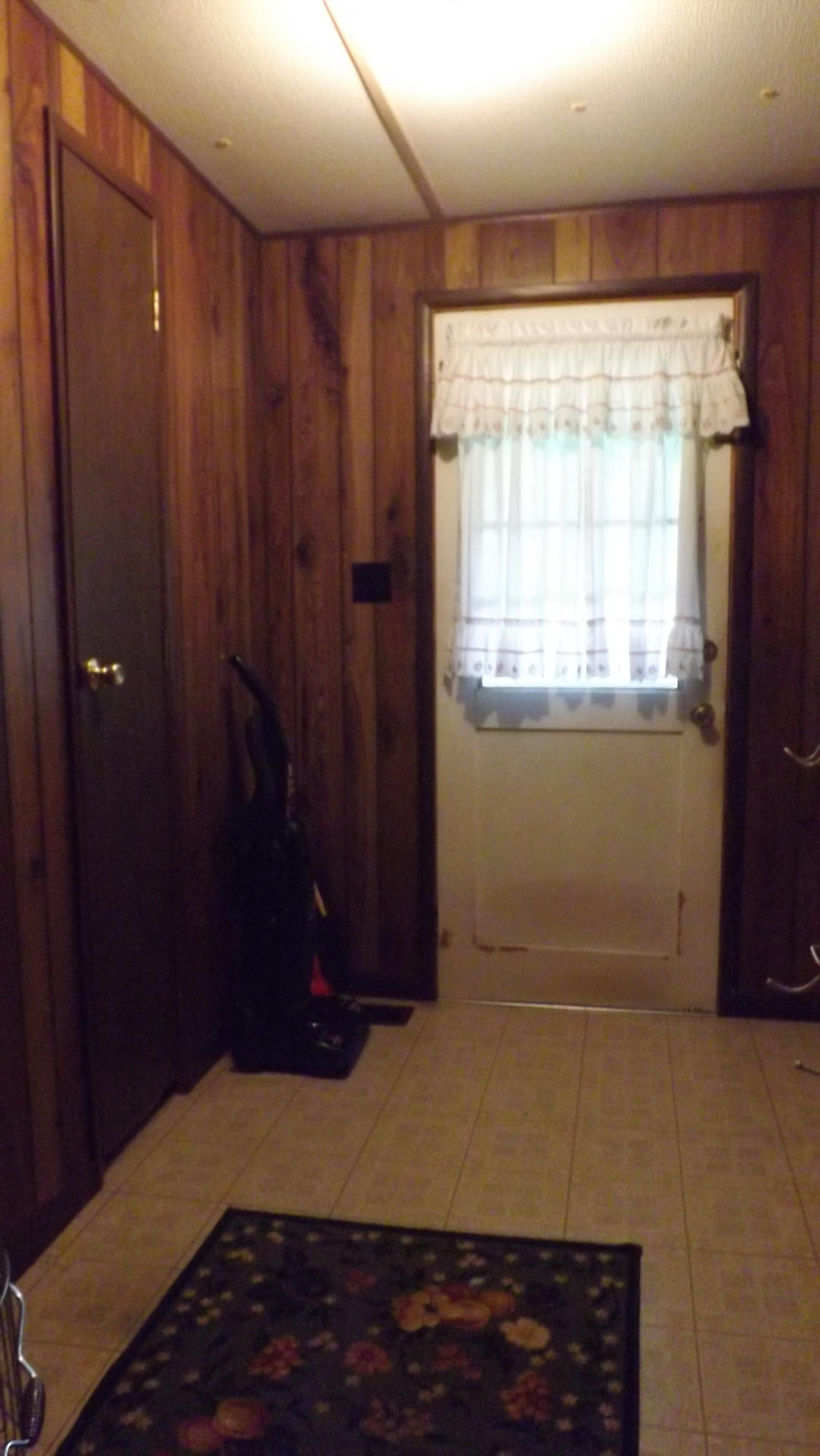 2830 Grove Road Mascot, TN 37806 - Photo 9 of 17 Utility Room W/Closet
