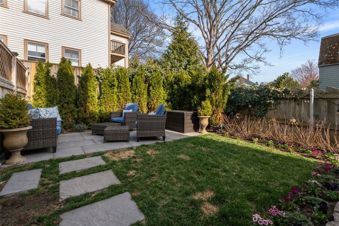 30 Thames Street Newport, RI 02840 - Photo 40 of 47