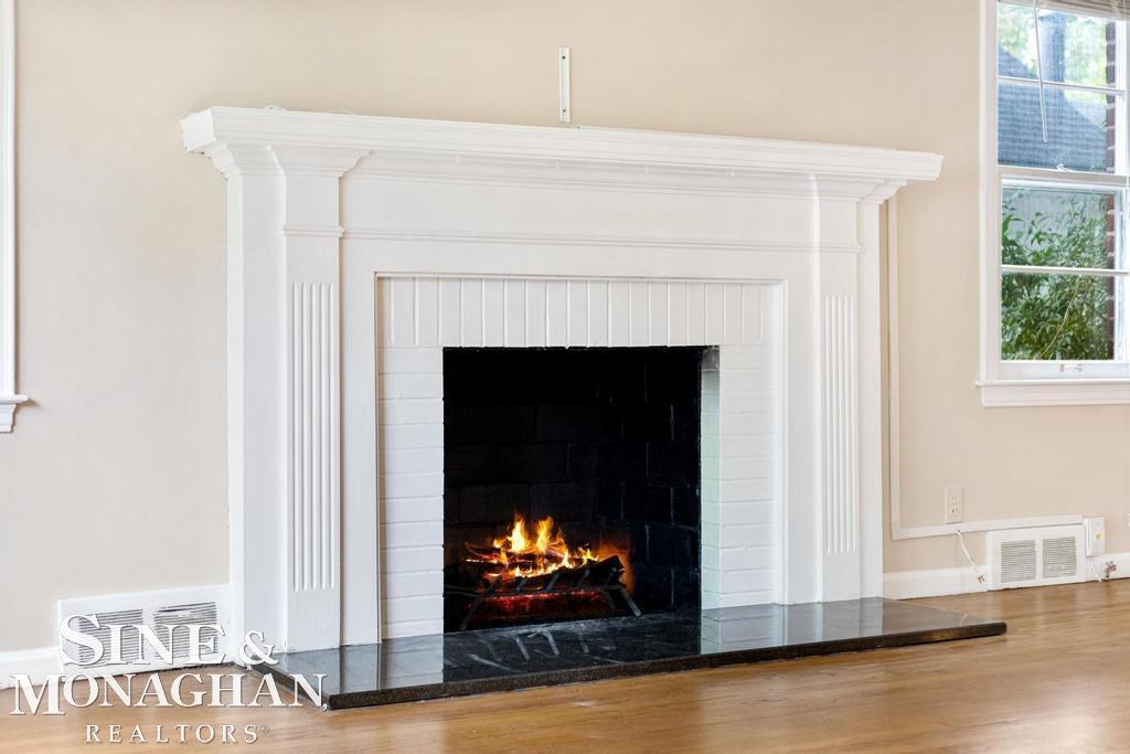 380 Kerby Road Grosse Pointe Farms, MI 48236 - Photo 6 of 26