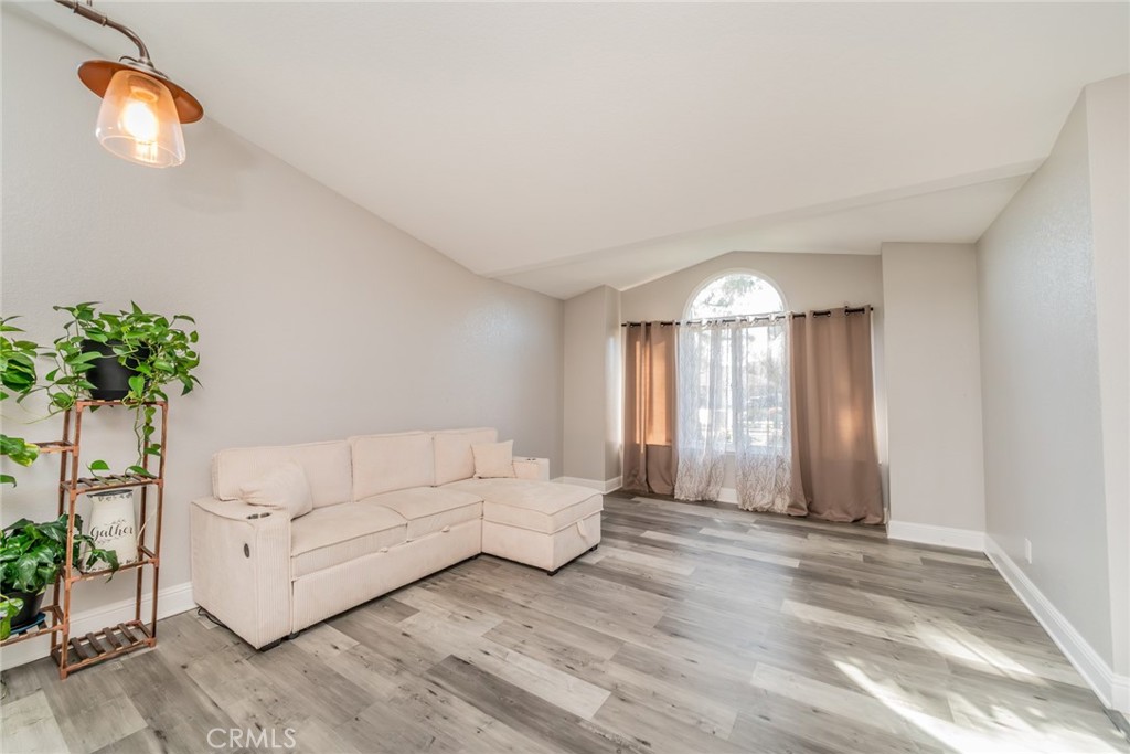 6744 Mission Grove Riverside, CA 92506 - Photo 6 of 53