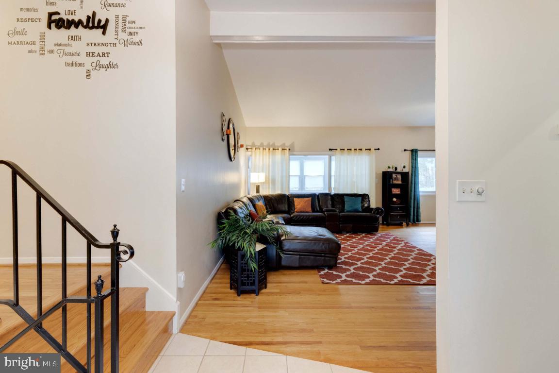 9405 North Penfield Road Columbia, MD 21045 - Photo 4 of 44 Gallery Image 4