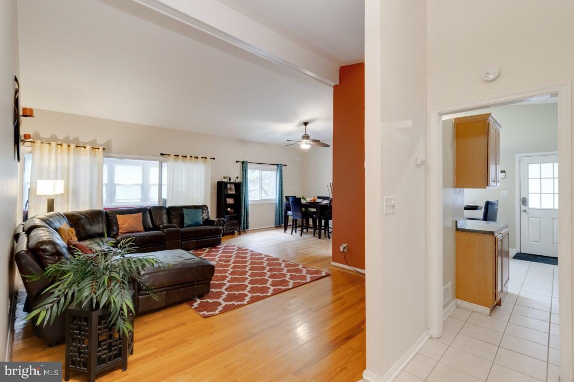 9405 North Penfield Road Columbia, MD 21045 - Photo 5 of 44 Gallery Image 5