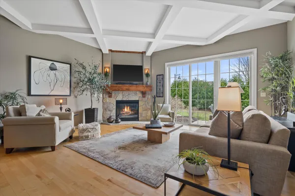 $635,000 | 1750 Bess Court, Oconomowoc, WI 53066