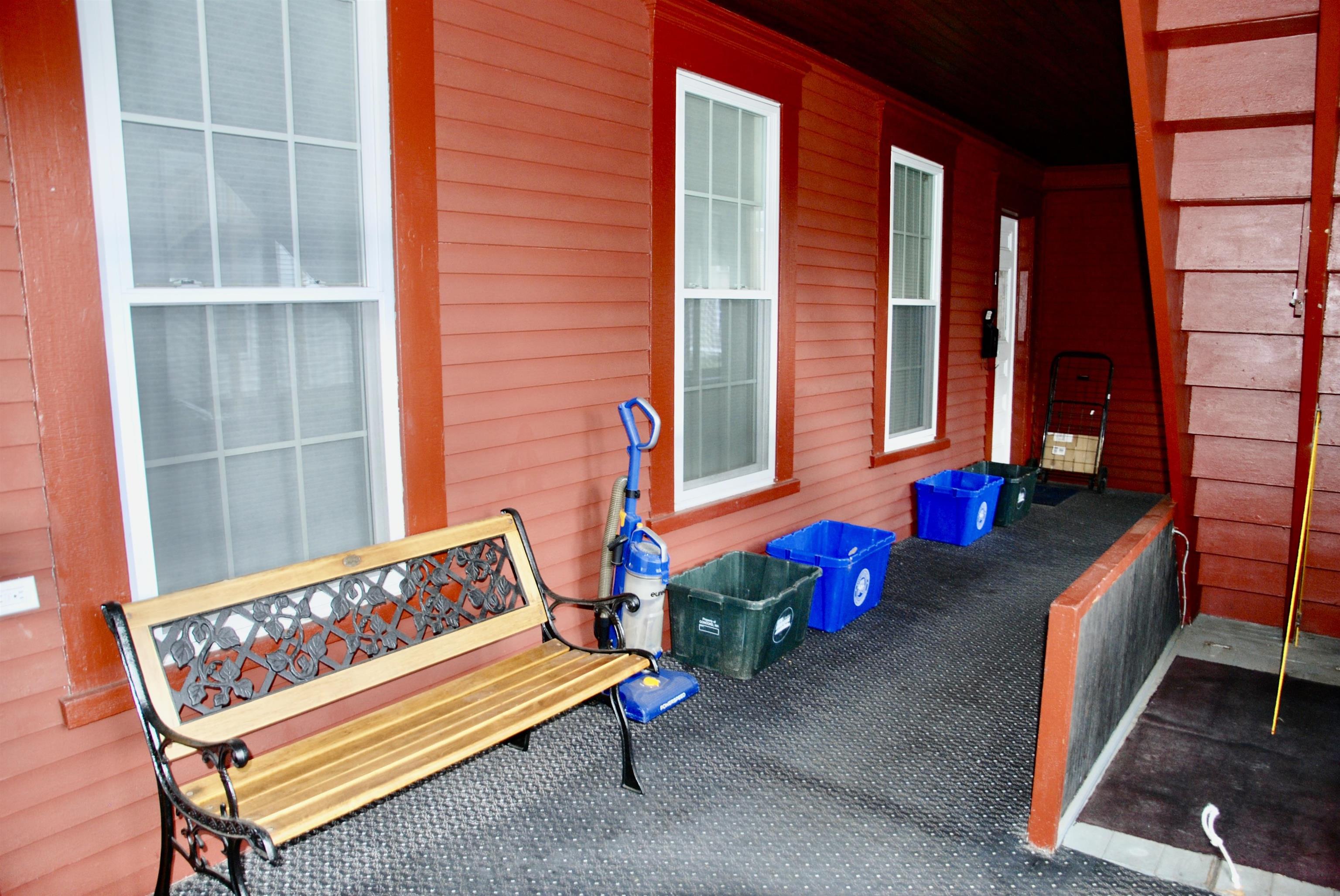21 Union Street, Unit 2 Concord, NH 03301 - Photo 5 of 18