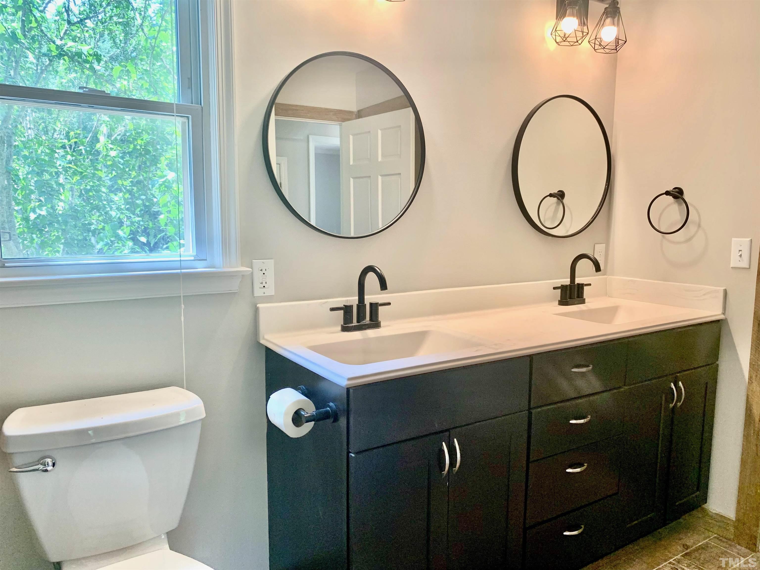 696 Corbett Road Clayton, NC 27520 - Photo 13 of 28 Gallery Image 13