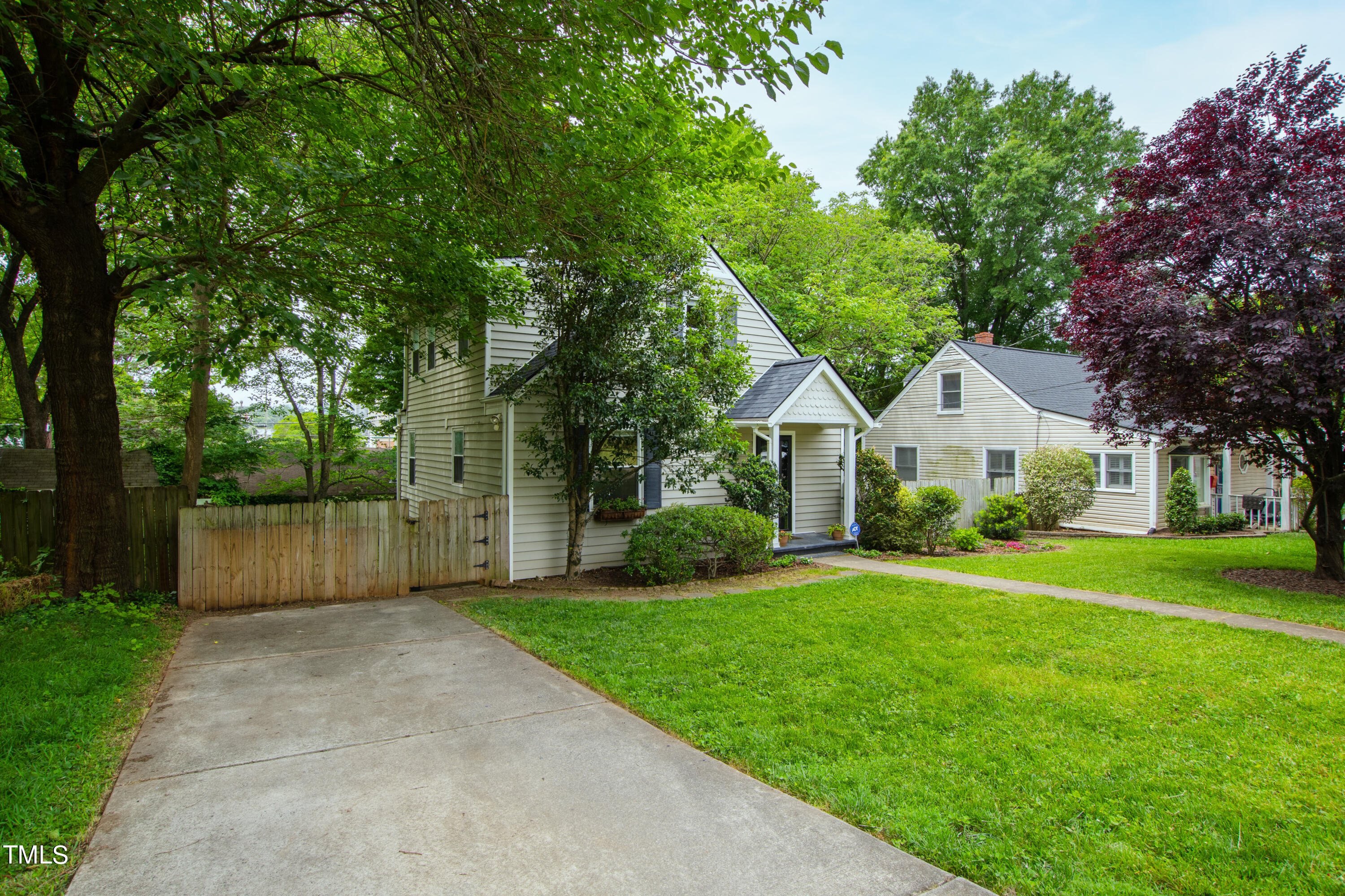 708 New Road Raleigh, NC 27608 - Photo 3 of 30 Front