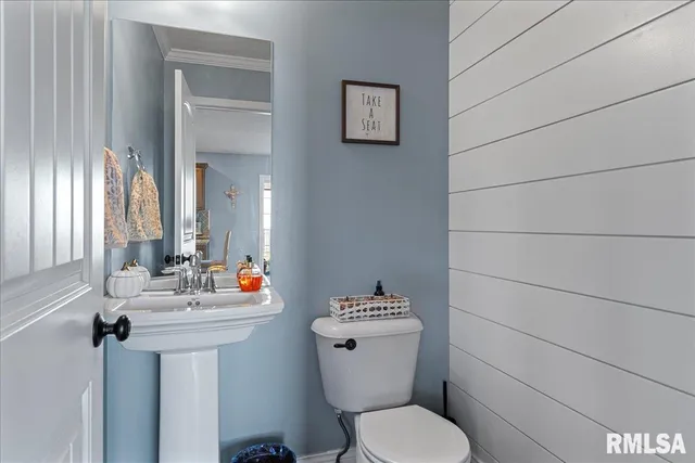 $439,900 | 905 Boxwood Court, Chatham, IL 62629