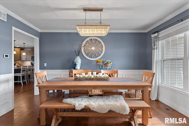 $439,900 | 905 Boxwood Court, Chatham, IL 62629