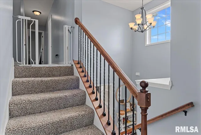 $439,900 | 905 Boxwood Court, Chatham, IL 62629