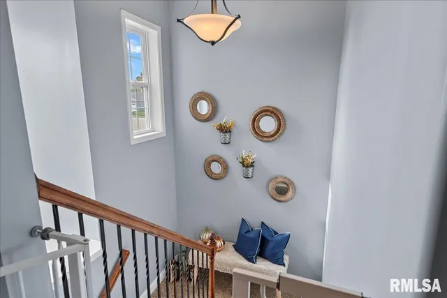 $439,900 | 905 Boxwood Court, Chatham, IL 62629