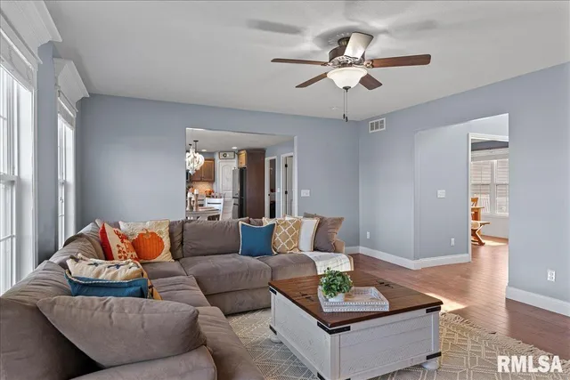 $439,900 | 905 Boxwood Court, Chatham, IL 62629