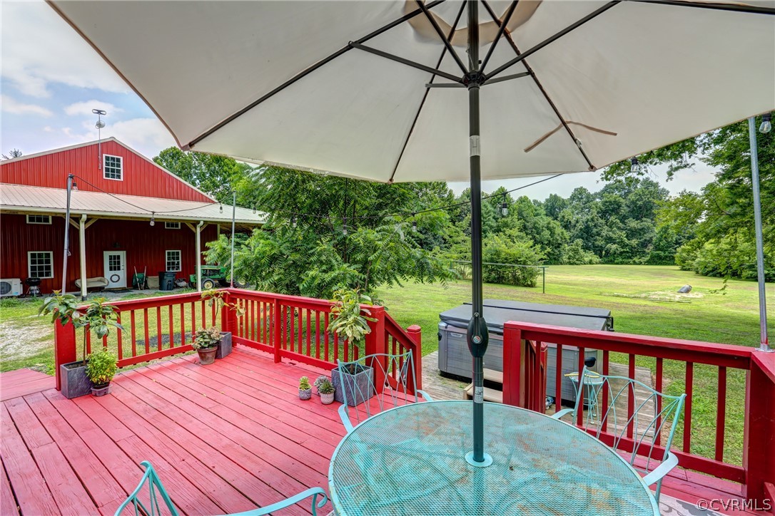 5226 North Warriner Road Richmond, VA 23231 - Photo 28 of 50 a view of outdoor space with seating