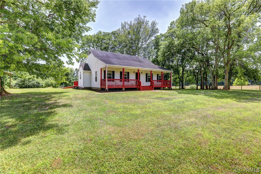 5226 North Warriner Road Richmond, VA 23231 - Photo 46 of 50 a view of a house with a big yard