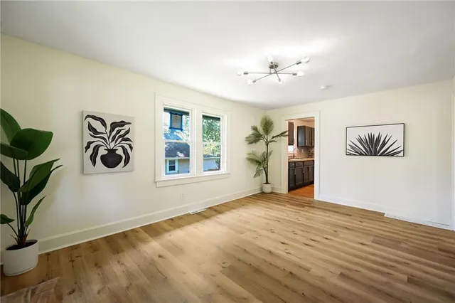 $149,500 | 902 South Crisp Avenue, Independence, MO 64054