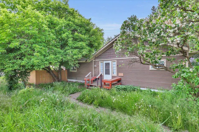 $225,000 | 228 Poplar Street, Tekoa, WA 99033