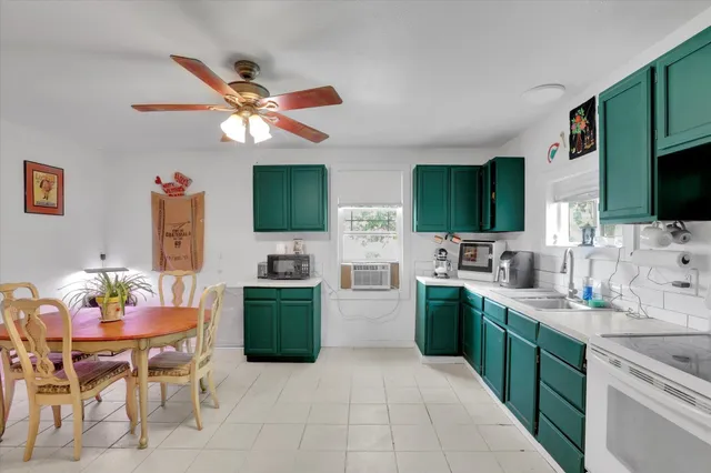 $225,000 | 228 Poplar Street, Tekoa, WA 99033