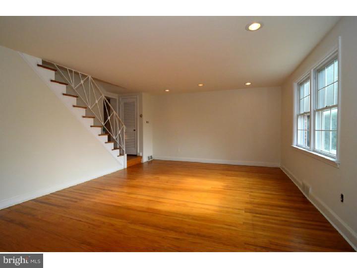 303 Brentwood Road Havertown, PA 19083 - Photo 11 of 24