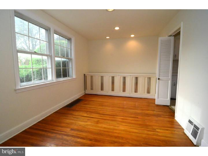 303 Brentwood Road Havertown, PA 19083 - Photo 13 of 24