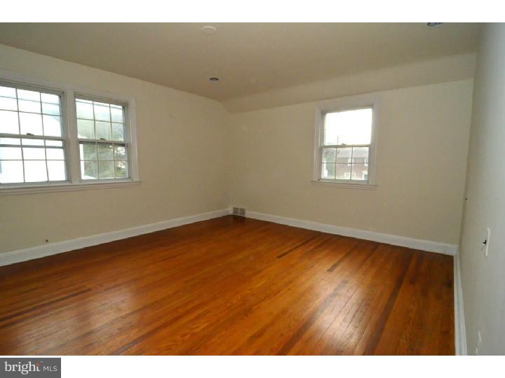 303 Brentwood Road Havertown, PA 19083 - Photo 18 of 24