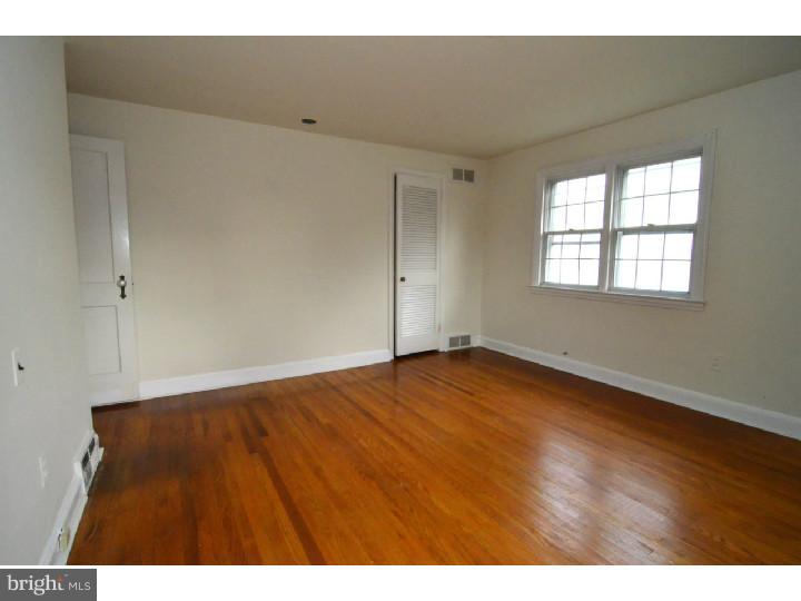 303 Brentwood Road Havertown, PA 19083 - Photo 19 of 24