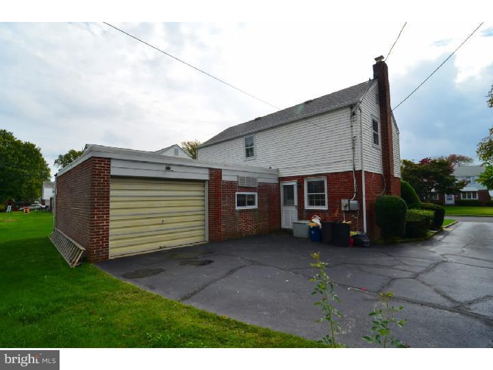 303 Brentwood Road Havertown, PA 19083 - Photo 8 of 24