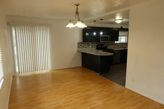 $191,500 | 2003 Nebraska Road, Rockford, IL 61108