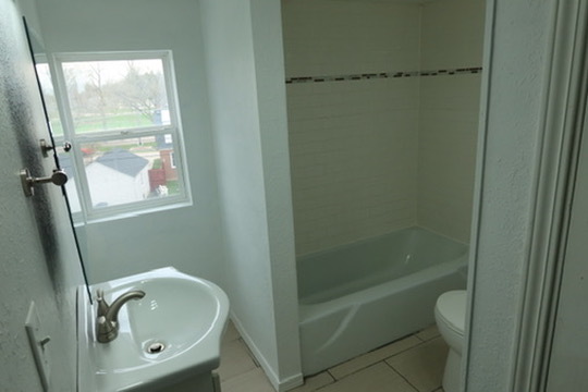 2003 Nebraska Road Rockford, IL 61108 - Photo 18 of 19 Gallery Image 18