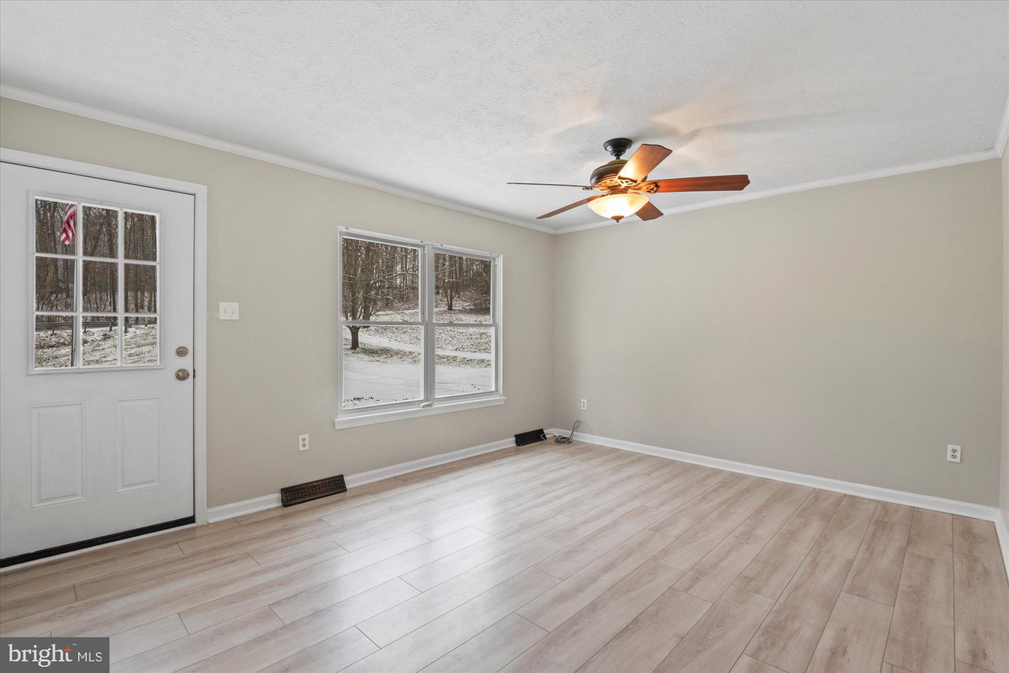 4419 Old Hanover Road Westminster, MD 21158 - Photo 3 of 24 Gallery Image 3