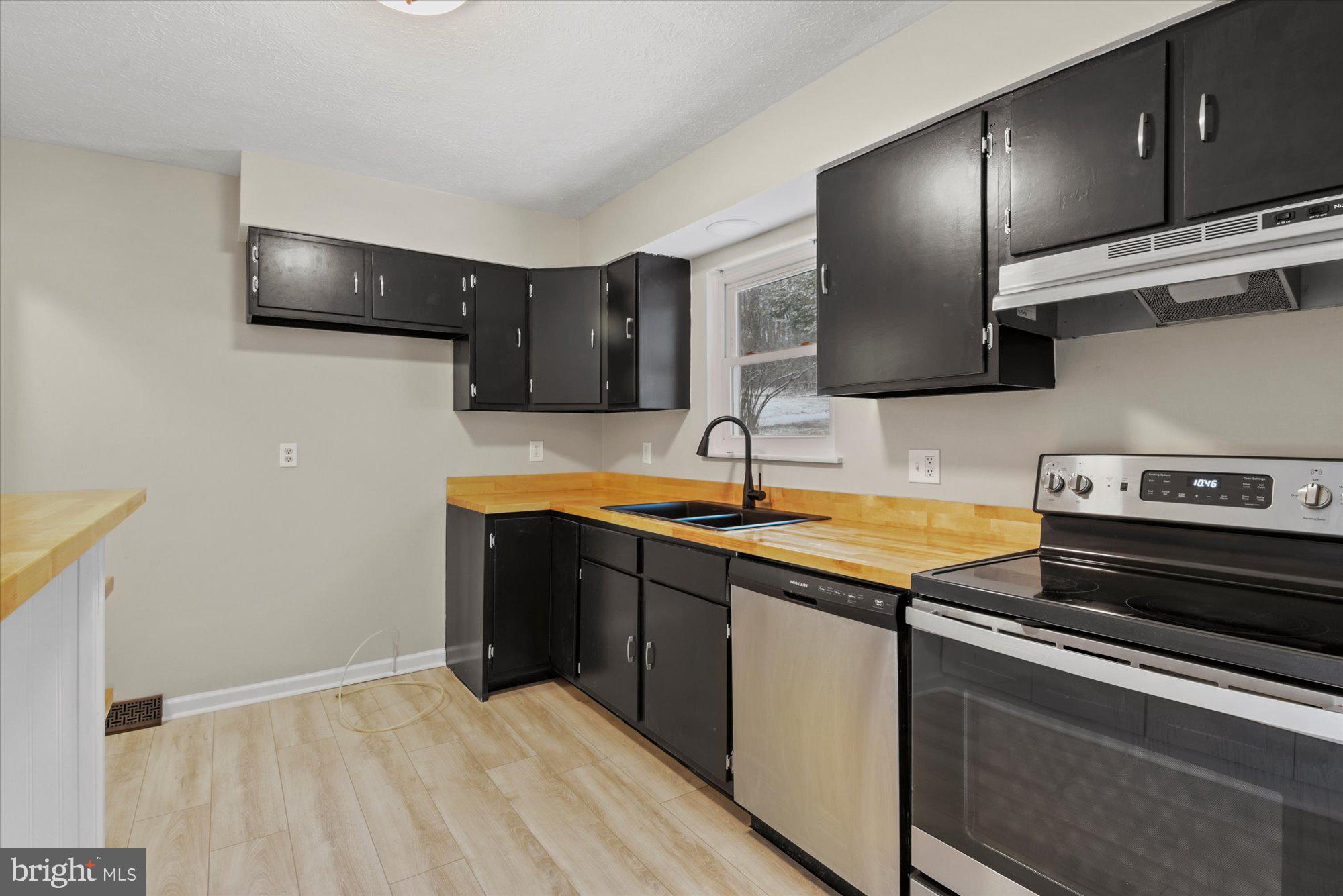 4419 Old Hanover Road Westminster, MD 21158 - Photo 7 of 24 Gallery Image 7