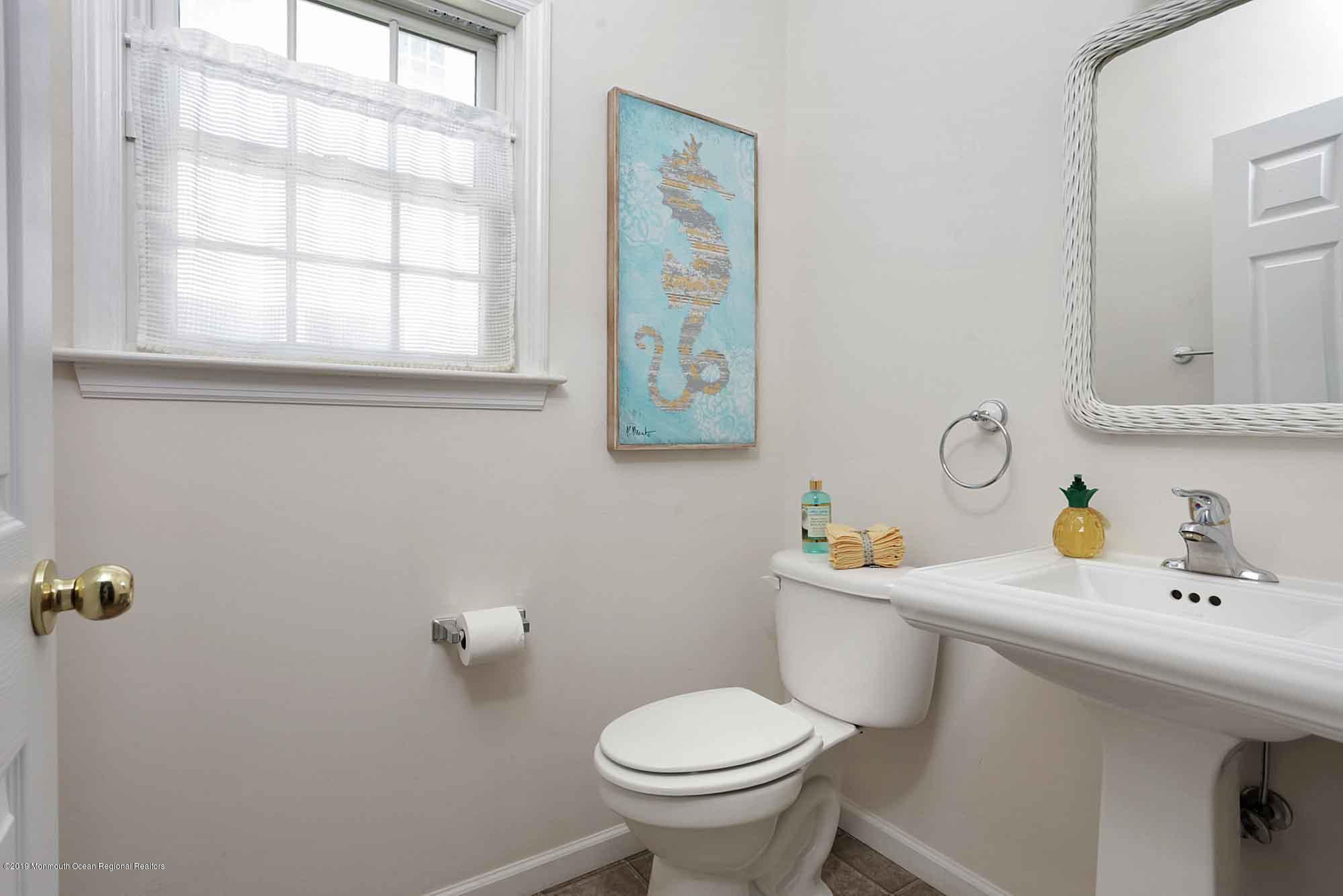 111 York Avenue Spring Lake, NJ 07762 - Photo 17 of 33 IMG_6743