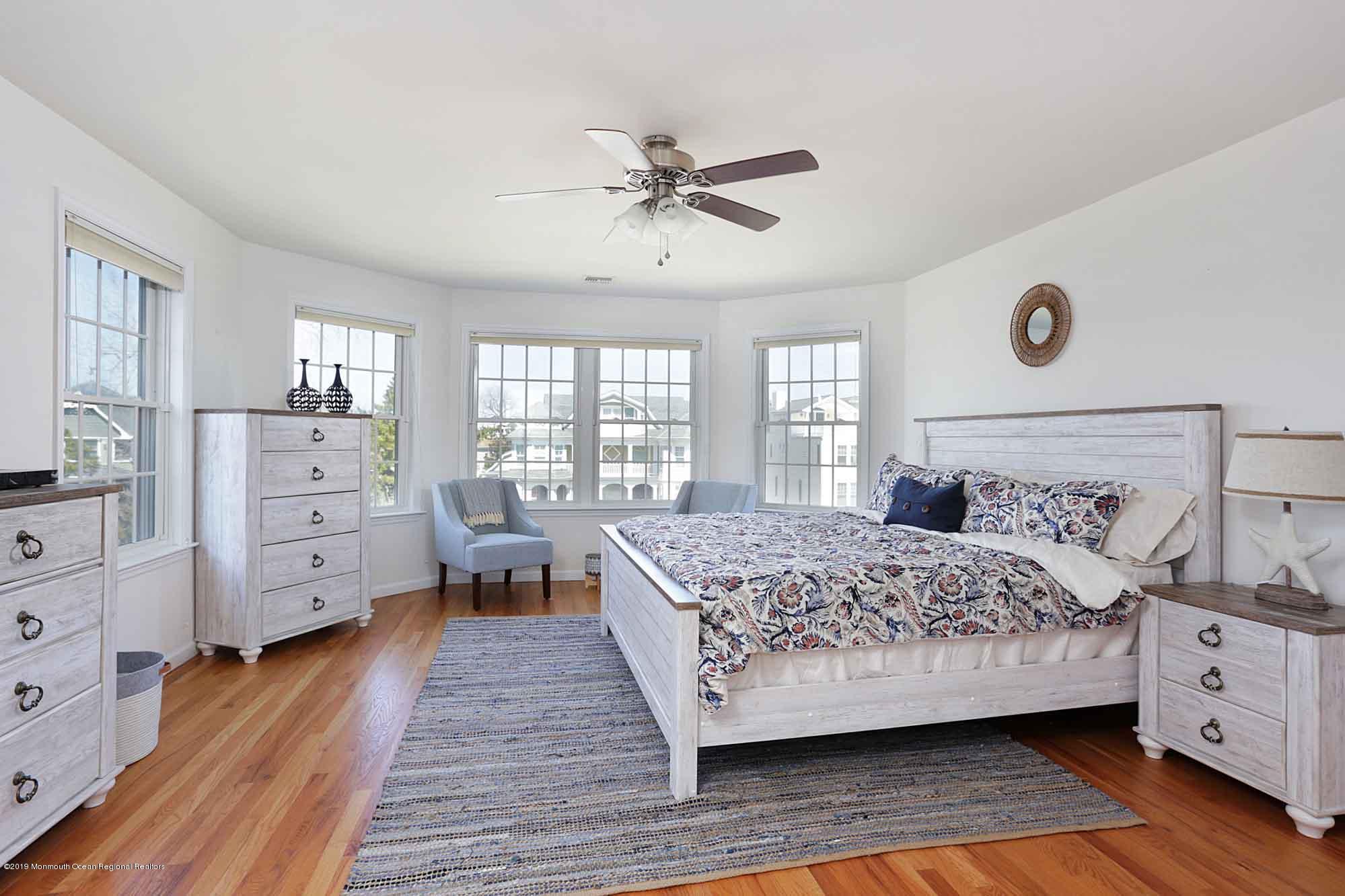 111 York Avenue Spring Lake, NJ 07762 - Photo 26 of 33 IMG_6805