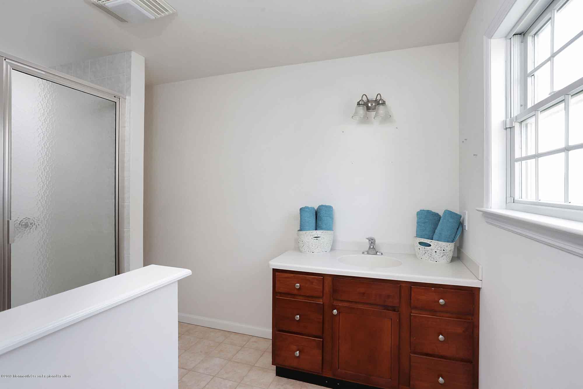 111 York Avenue Spring Lake, NJ 07762 - Photo 27 of 33 IMG_6812