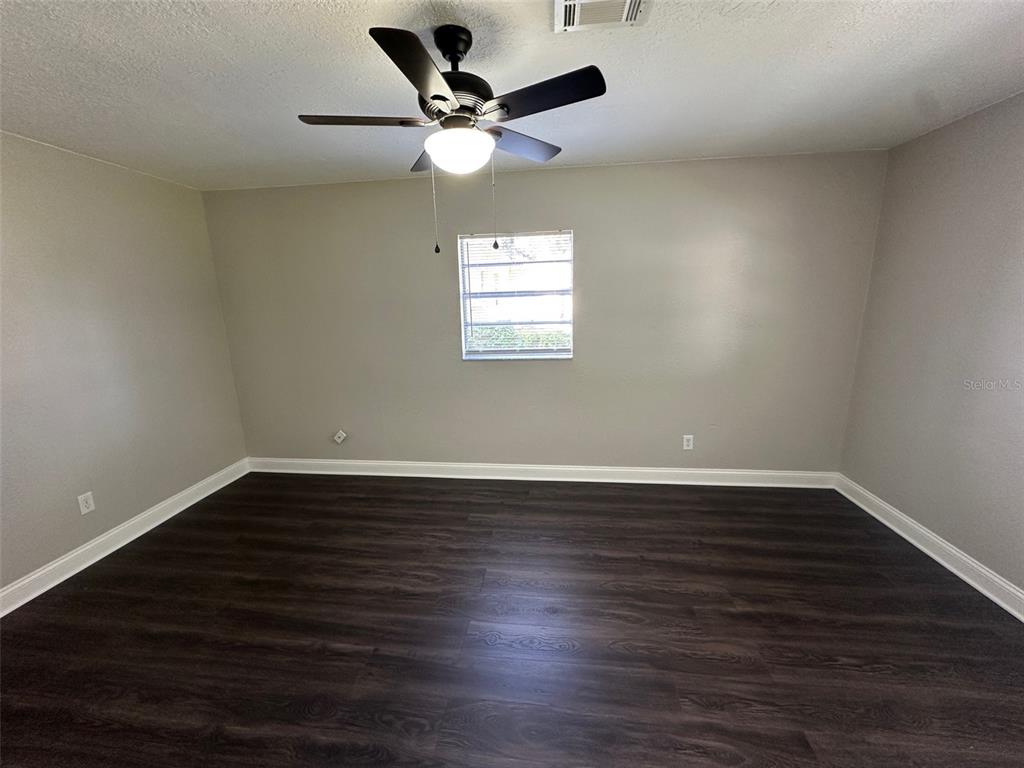 890 Emerald Drive Mount Dora, FL 32757 - Photo 6 of 15