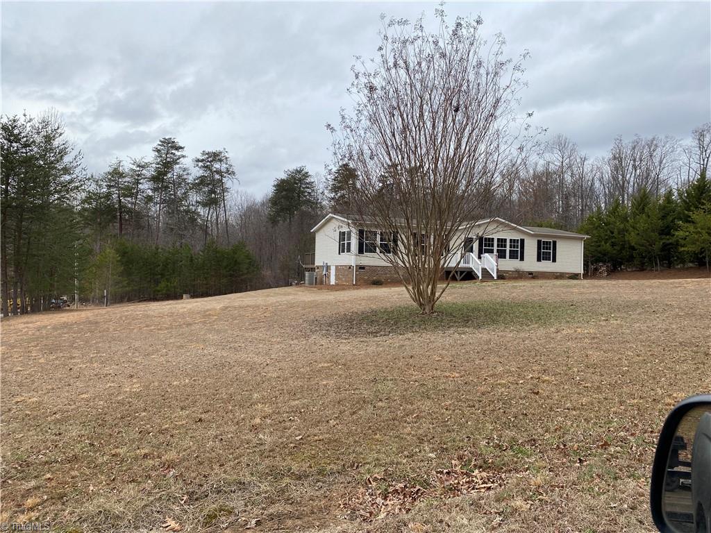 1080 Kallam Hill Road Sandy Ridge, NC 27046 - Photo 6 of 29