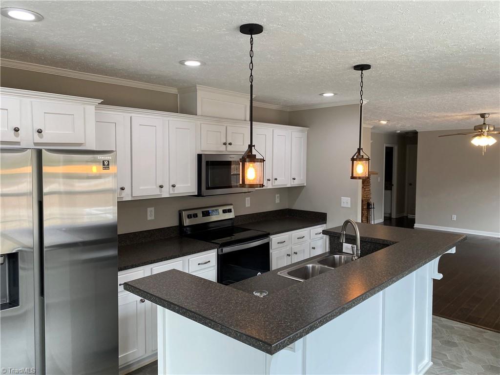 1080 Kallam Hill Road Sandy Ridge, NC 27046 - Photo 9 of 29