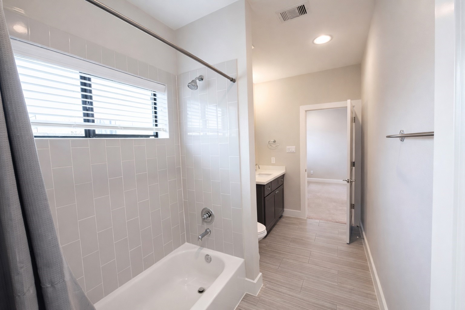 10806 Warwana Road, Unit C Houston, TX 77043 - Photo 20 of 35