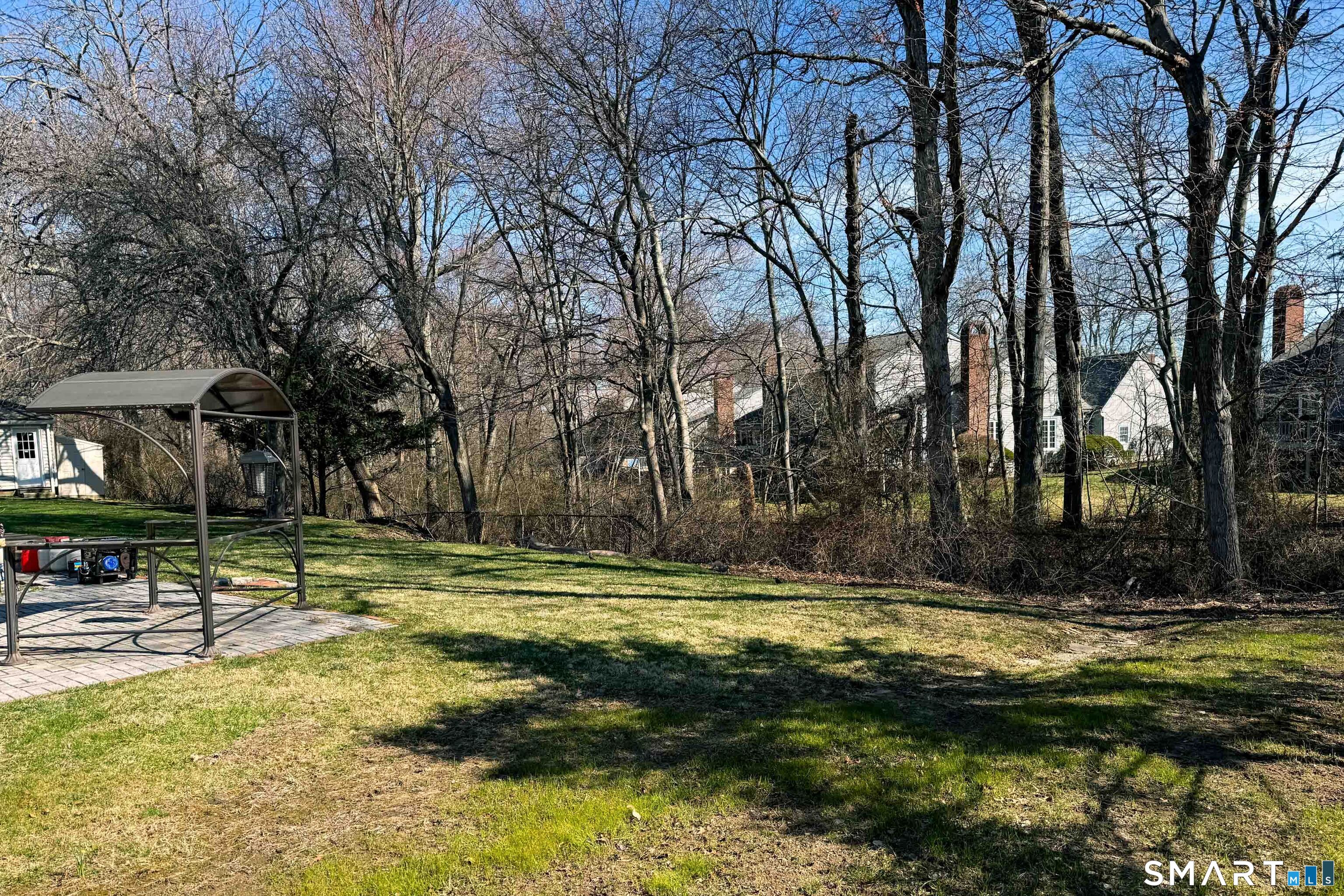 118 Harvester Road Fairfield, CT 06825 - Photo 3 of 7