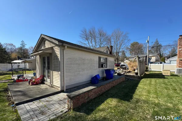 $599,000 | 118 Harvester Road, Fairfield, CT 06825