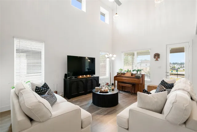 $565,000 | 13712 Moss Lake Lane, Conroe, TX 77384