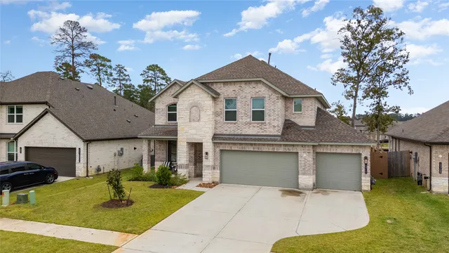 $565,000 | 13712 Moss Lake Lane, Conroe, TX 77384